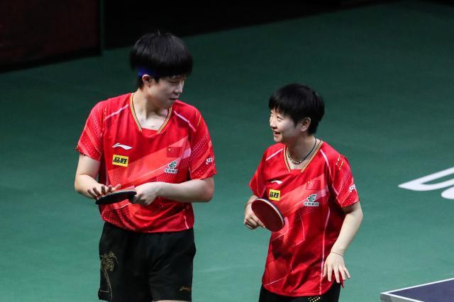 搜狐体育-王楚钦/孙颖莎艰难晋级决赛 将与张本/早田争冠