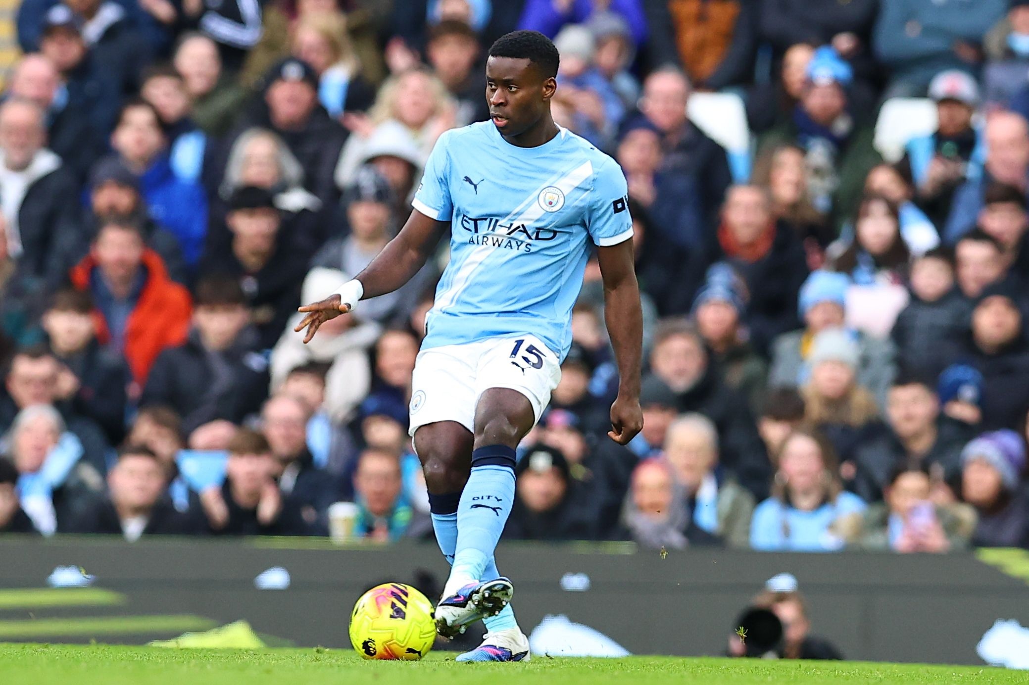 赛事回放-曼晚透露曼城欧冠淘汰赛名单调整：格伊、塞梅尼奥入选，尼潘落选